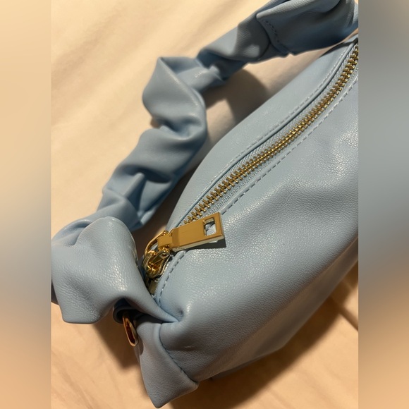 SIMONS - Blue Handbag with Gold details - Picture 2 of 4